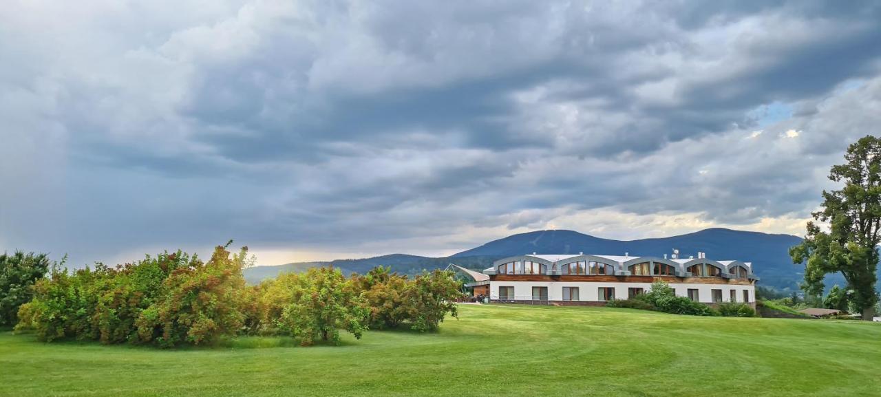 Grund Resort Golf And Ski ملاده بوكي المظهر الخارجي الصورة