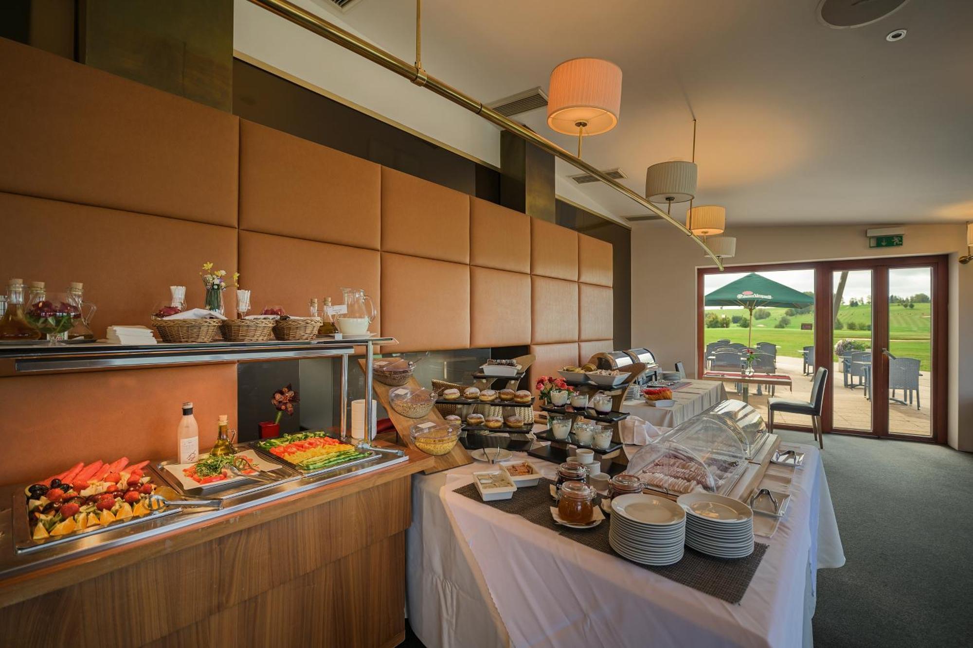 Grund Resort Golf And Ski ملاده بوكي المظهر الخارجي الصورة